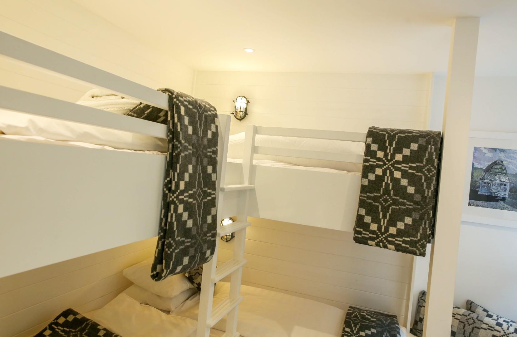 Oxwich, Swansea, SA3 1LS